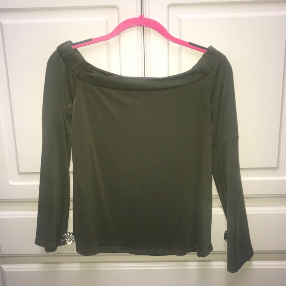 Forest Green off shoulder top!!